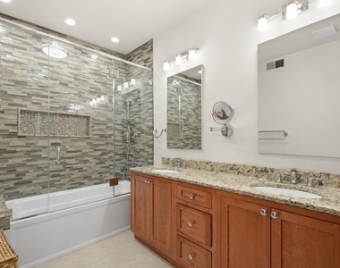 448 W Wrightwood Avenue - Photo Thumbnail 3