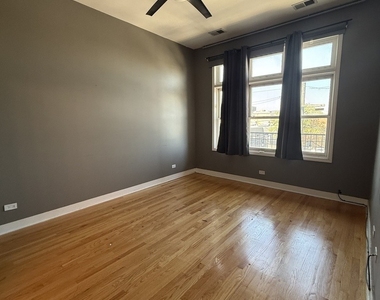 420 N Noble Street - Photo Thumbnail 11
