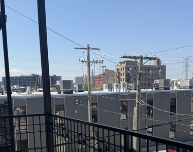 420 N Noble Street - Photo Thumbnail 21