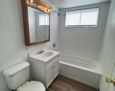 1911 16th Street - Photo Thumbnail 7
