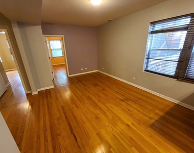 2318 W Rosemont Avenue - Photo Thumbnail 8
