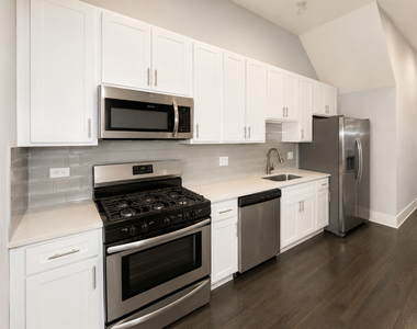 1722 W 21st Street - Photo Thumbnail 1