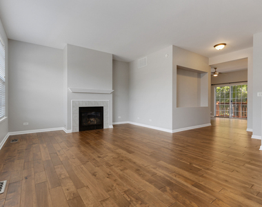2255 Hudson Circle - Photo Thumbnail 3