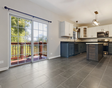 2255 Hudson Circle - Photo Thumbnail 6