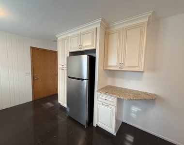 9713 River Street - Photo Thumbnail 2