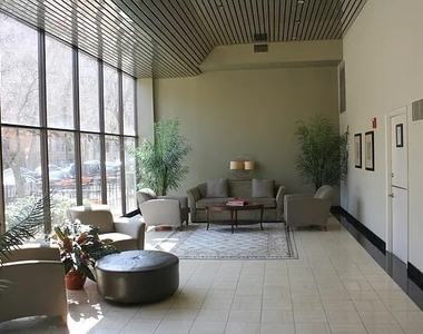2754 N Hampden Court - Photo Thumbnail 12