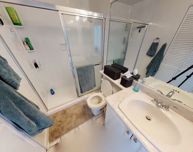 2754 N Hampden Court - Photo Thumbnail 6