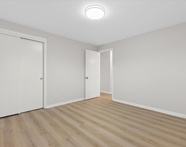 14121 S Stewart Avenue - Photo Thumbnail 4