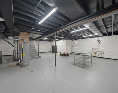 1349 Perry Street - Photo Thumbnail 18