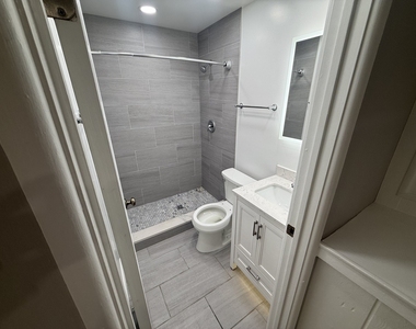 1442 Carriage Lane - Photo Thumbnail 8