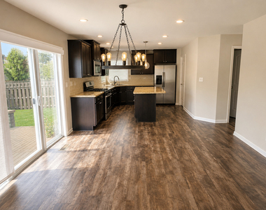 1145 Adagio Drive - Photo Thumbnail 8