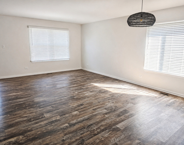 1145 Adagio Drive - Photo Thumbnail 3