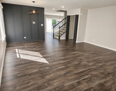 1145 Adagio Drive - Photo Thumbnail 4