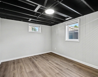 811 E End Avenue - Photo Thumbnail 16