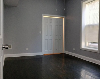 1529 S Central Park Avenue - Photo Thumbnail 8