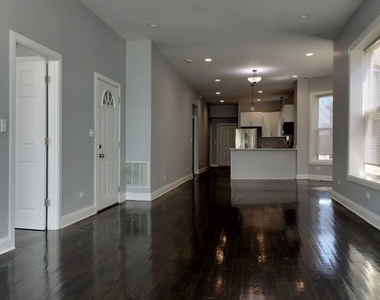 1529 S Central Park Avenue - Photo Thumbnail 3