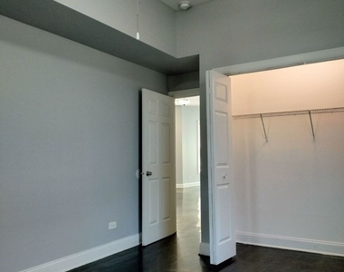 1529 S Central Park Avenue - Photo Thumbnail 11