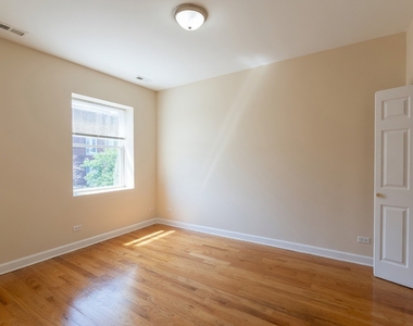 4609 N Kimball Avenue - Photo Thumbnail 5