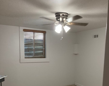 44 S Julian Street - Photo Thumbnail 22