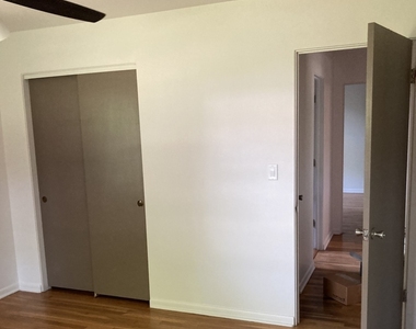 44 S Julian Street - Photo Thumbnail 20