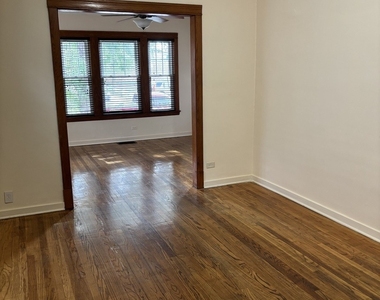3407 Cuyler Avenue - Photo Thumbnail 7