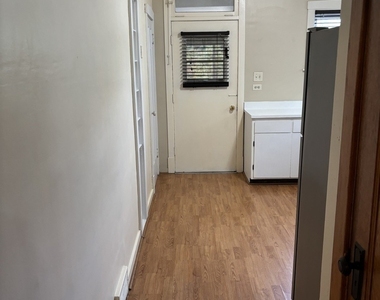 3407 Cuyler Avenue - Photo Thumbnail 17