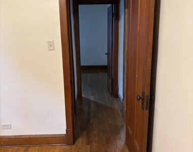 3407 Cuyler Avenue - Photo Thumbnail 12