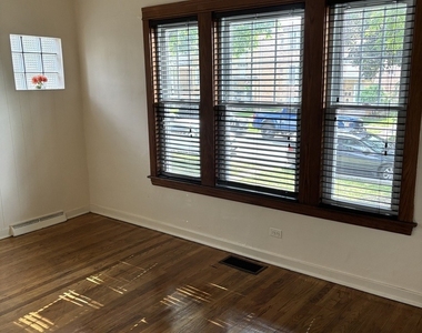 3407 Cuyler Avenue - Photo Thumbnail 1