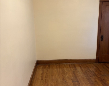 3407 Cuyler Avenue - Photo Thumbnail 10