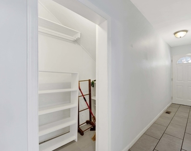465 W 27th Street - Photo Thumbnail 1