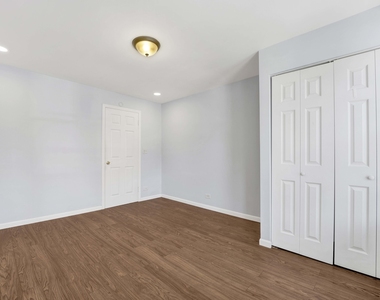 465 W 27th Street - Photo Thumbnail 11