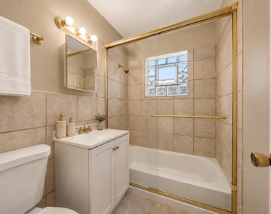 16048 Halsted Street - Photo Thumbnail 17