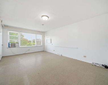 16048 Halsted Street - Photo Thumbnail 2