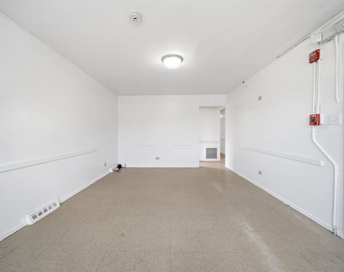 16048 Halsted Street - Photo Thumbnail 3