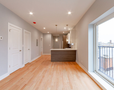 4851 N Central Avenue - Photo Thumbnail 5