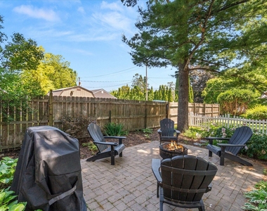 701 Edison Street - Photo Thumbnail 16