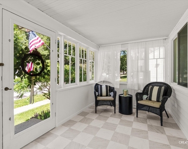 701 Edison Street - Photo Thumbnail 2