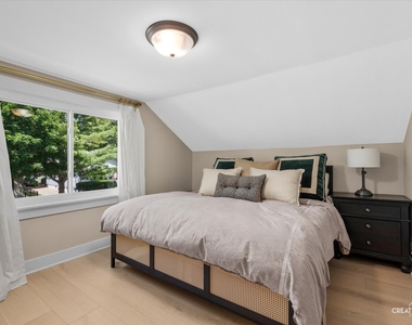 701 Edison Street - Photo Thumbnail 10