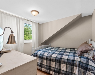 701 Edison Street - Photo Thumbnail 14