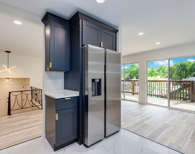 2541 75th Street - Photo Thumbnail 16
