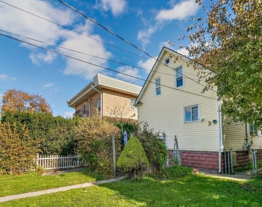 933 Dunlop Avenue - Photo Thumbnail 12