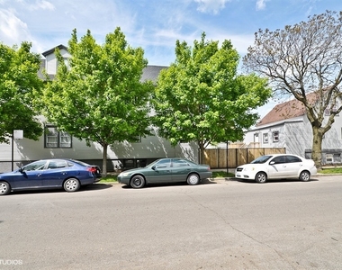 1701 N Maplewood Avenue - Photo Thumbnail 11
