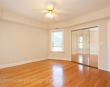 2141 W Arthur Avenue - Photo Thumbnail 5