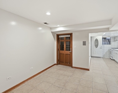 5203 S Woodlawn Avenue - Photo Thumbnail 4