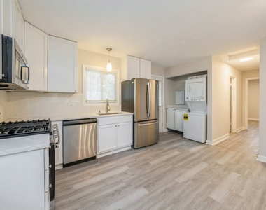 29 S Ash Street - Photo Thumbnail 5