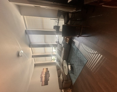 8 W Monroe Street - Photo Thumbnail 11