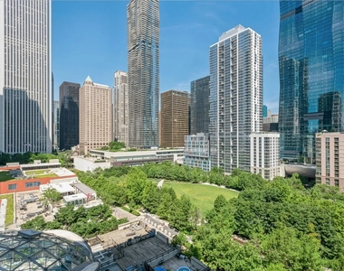 400 E Randolph Street - Photo Thumbnail 10