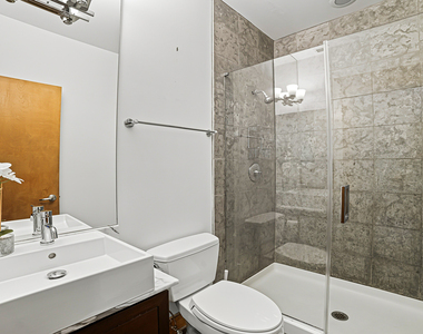 650 N Wood Street - Photo Thumbnail 13