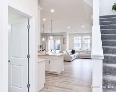 460 Watercress Drive - Photo Thumbnail 4