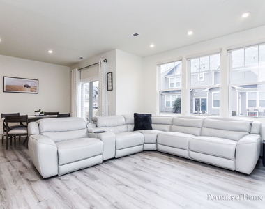 460 Watercress Drive - Photo Thumbnail 9